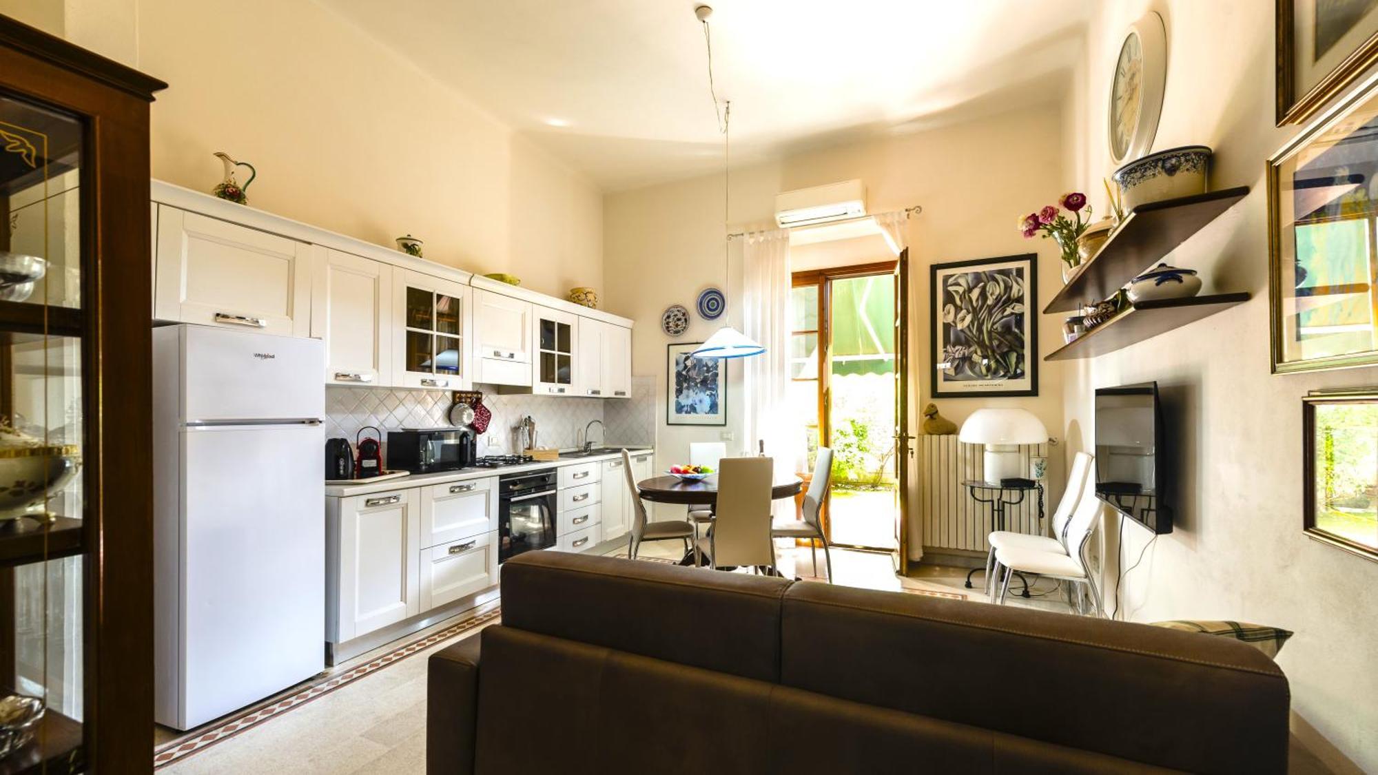 Ferienwohnung Hostly-La Casa Di Marta-Two Steps From The Tower Pisa Exterior foto
