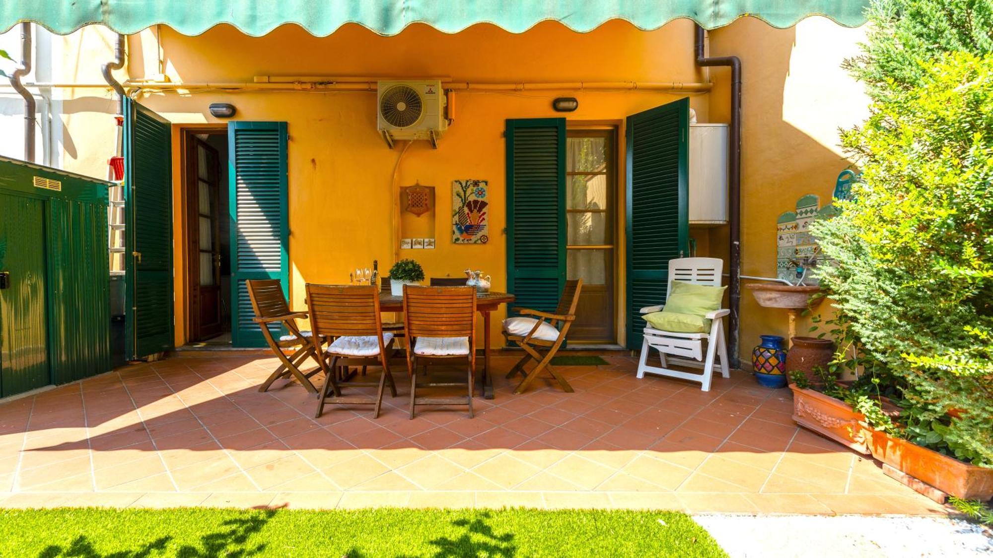 Ferienwohnung Hostly-La Casa Di Marta-Two Steps From The Tower Pisa Exterior foto